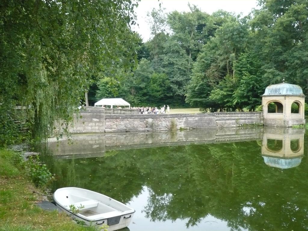 Jagdschloss-Bellin Bellin (Gustrow) Exterior foto